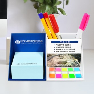 큐브박스 포스트잇 점착메모함+팝업필름지(10매)+(내장형자석포함) 큐브박스 포스트잇 점착메모함+팝업필름지(10매)+(내장형자석포함)